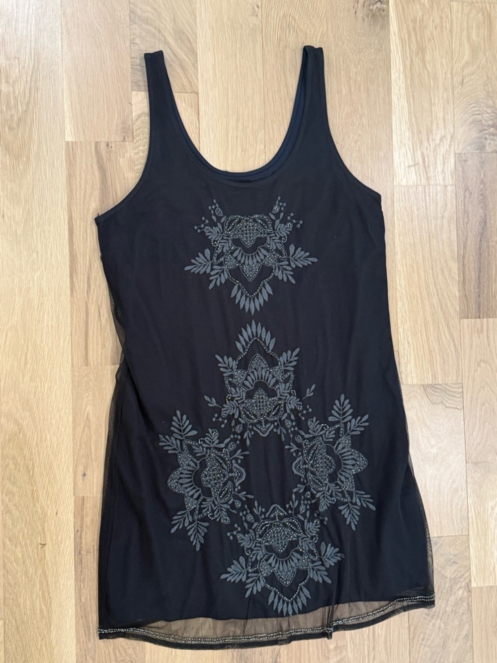 Abercrombie & Fitch Black Beaded and Embroidered Dress Size Large